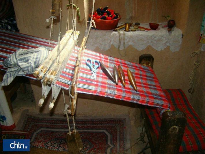 چادرشب بافی، هنری درهم تنیده با ذوق و فرهنگ مردمان خراسان چادرشب بافی، هنری درهم تنیده با ذوق و فرهنگ مردمان خراسان شمالی