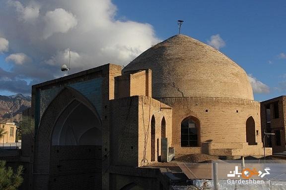 مسجدی که بخشی از تاریخ اسلام در ایران را روایت می نماید